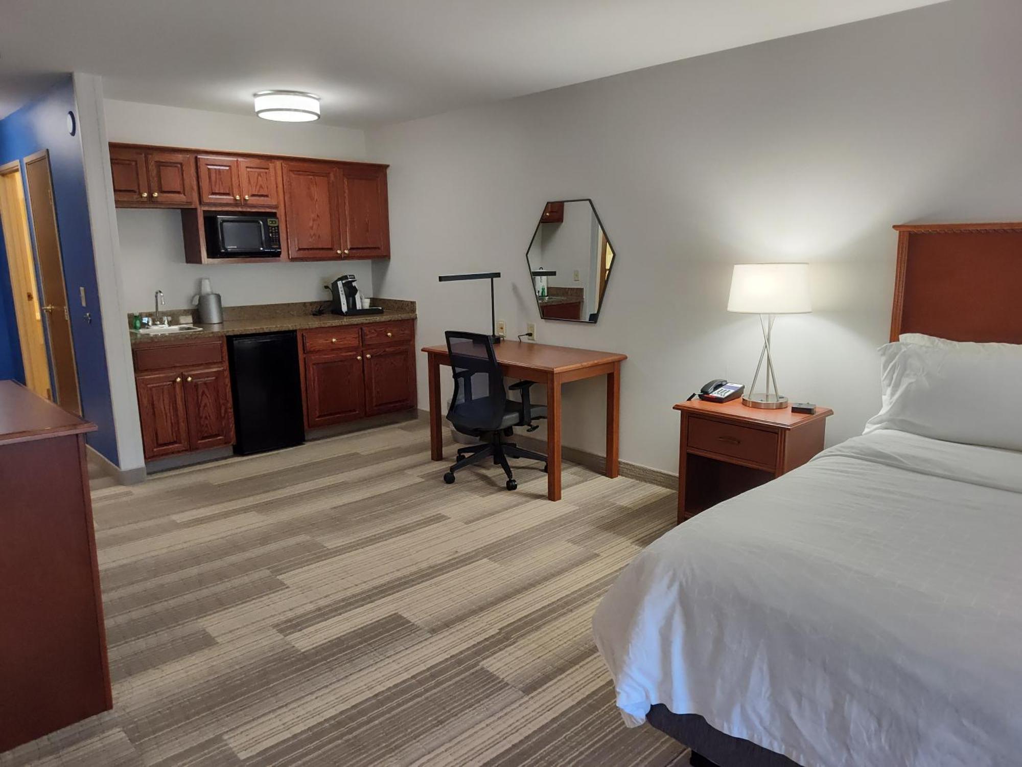 Holiday Inn Express Hotel & Suites Sioux Falls At Empire Mall By Ihg Exteriör bild