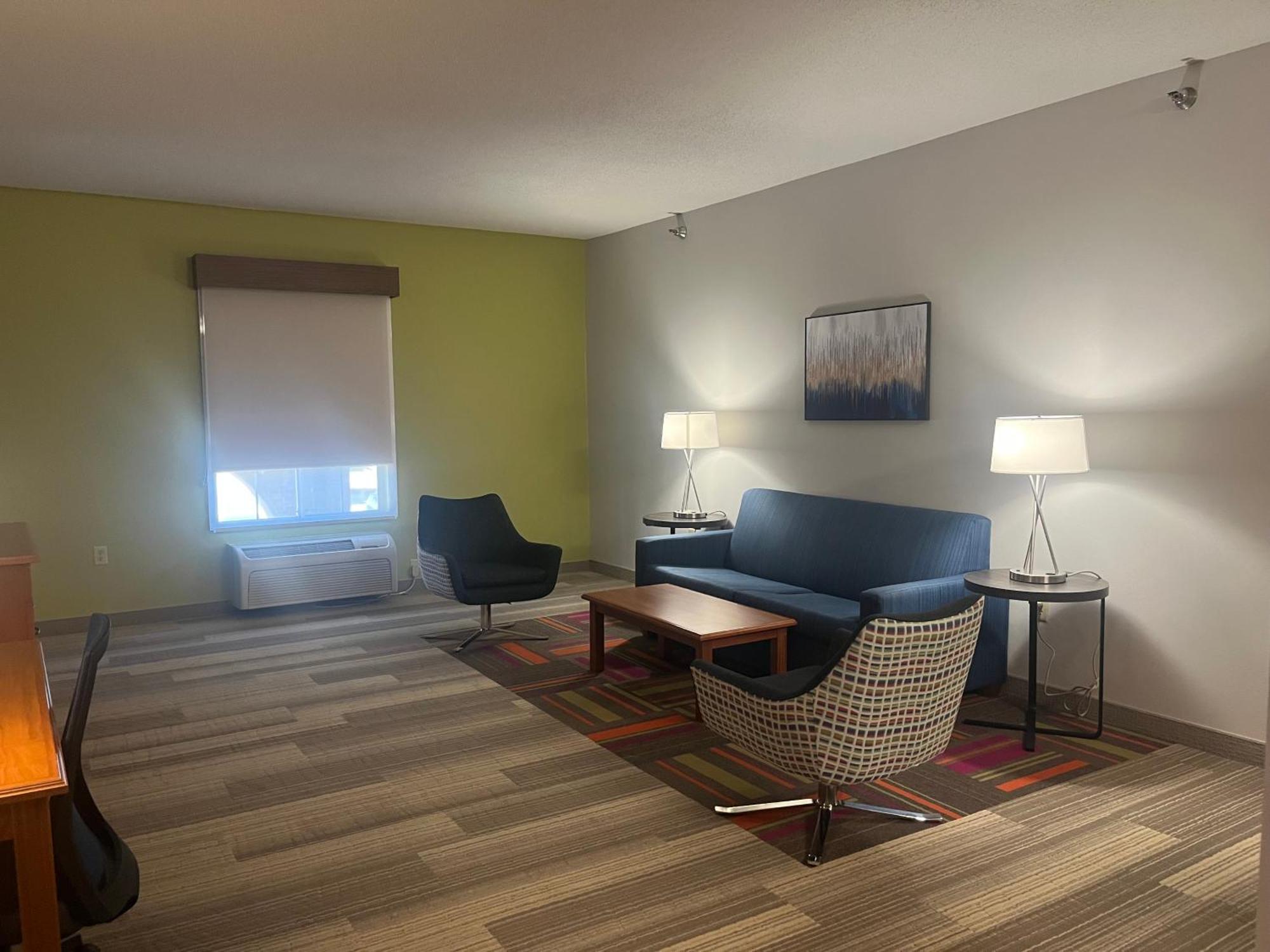 Holiday Inn Express Hotel & Suites Sioux Falls At Empire Mall By Ihg Exteriör bild