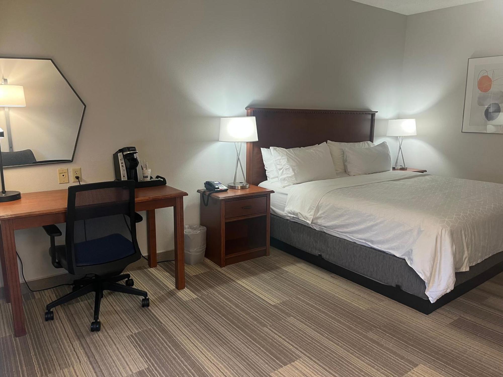 Holiday Inn Express Hotel & Suites Sioux Falls At Empire Mall By Ihg Exteriör bild